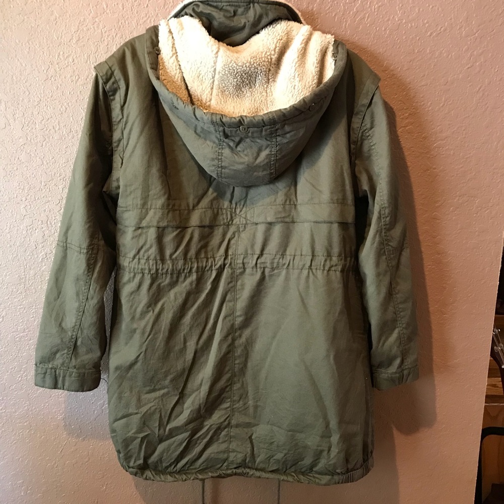 Parka - Picture 5 of 6